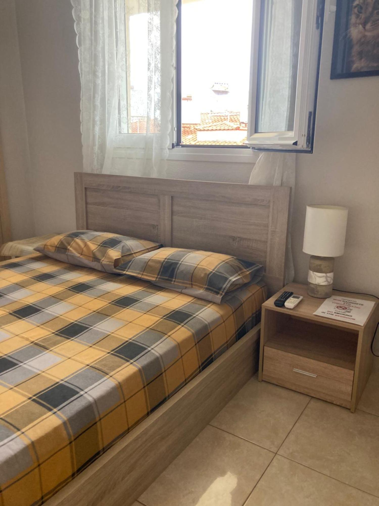 וריה Small Apartment, Great View! מראה חיצוני תמונה